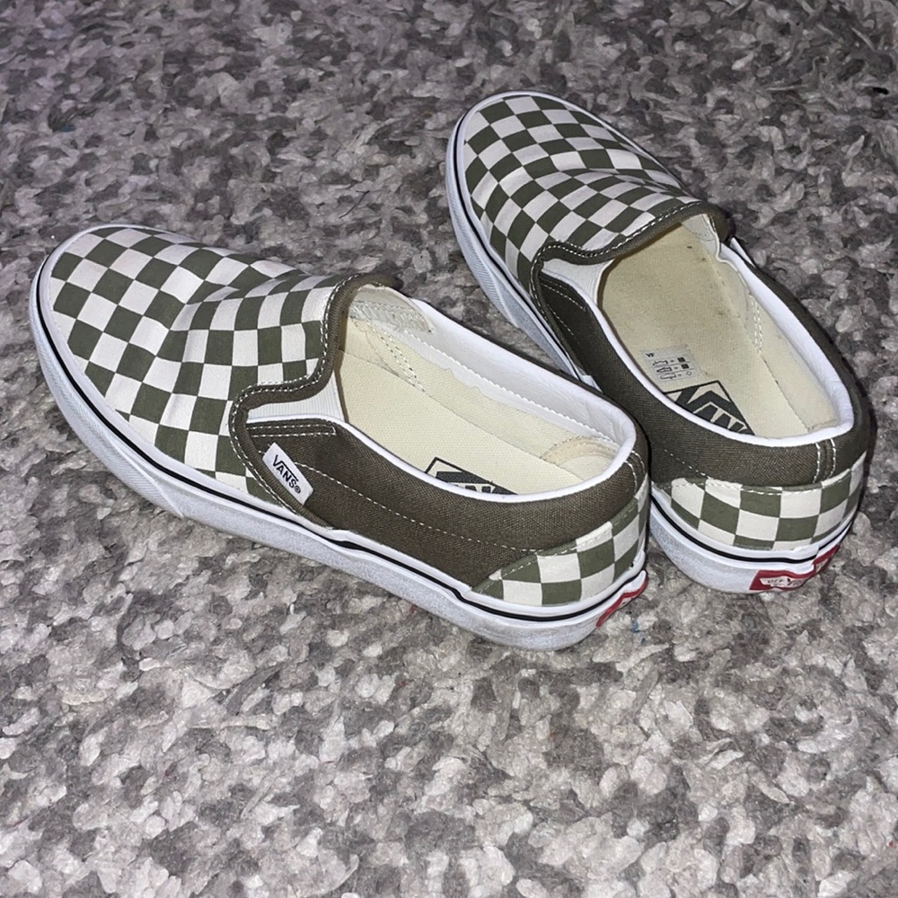 Slip on checkered Vans